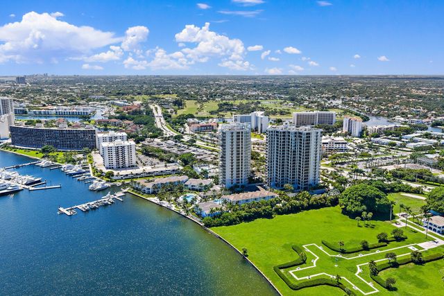 1 Water Club Way 301, North Palm Beach, FL 33408