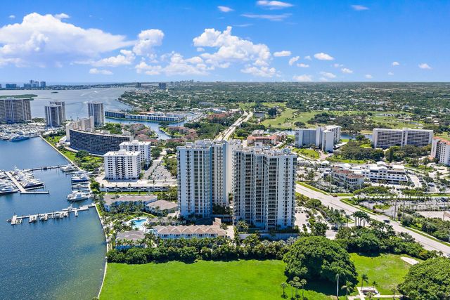 1 Water Club Way 301, North Palm Beach, FL 33408