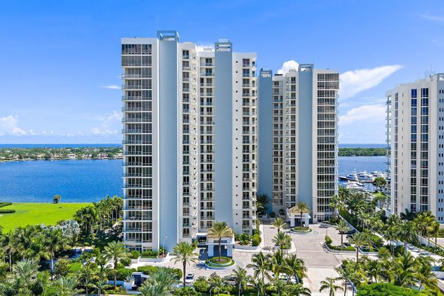 1 Water Club Way 301, North Palm Beach, FL 33408