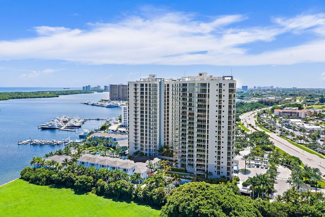 1 Water Club Way 301, North Palm Beach, FL 33408
