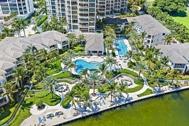 1 Water Club Way 301, North Palm Beach, FL 33408