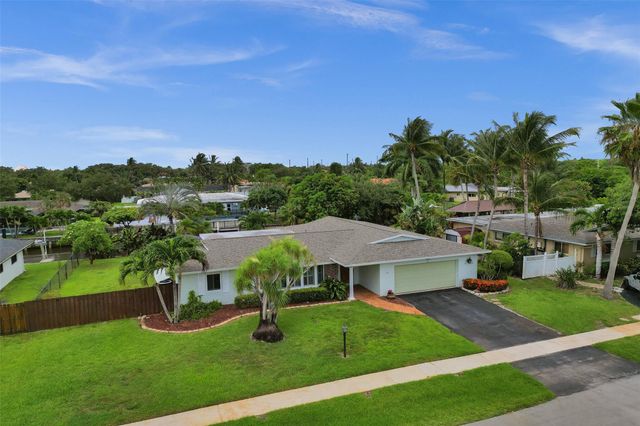 6000 SW 16th Ct, Plantation, FL 33317