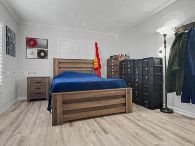 2270 NE 68th St 1901, Fort Lauderdale, FL 33308