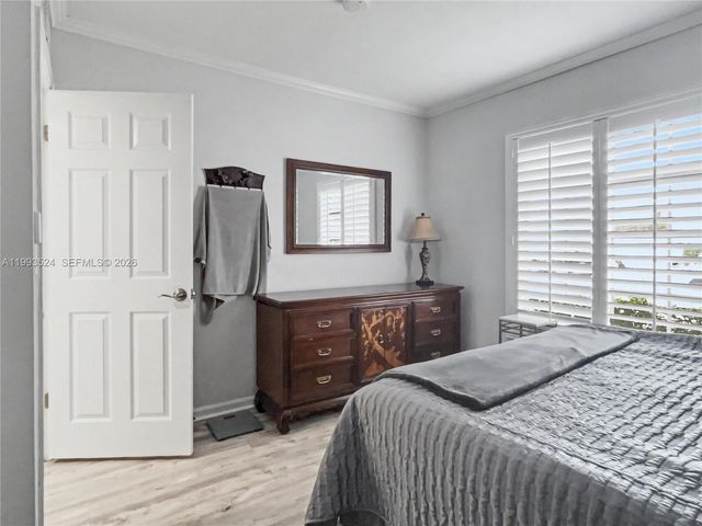 2270 NE 68th St 1901, Fort Lauderdale, FL 33308