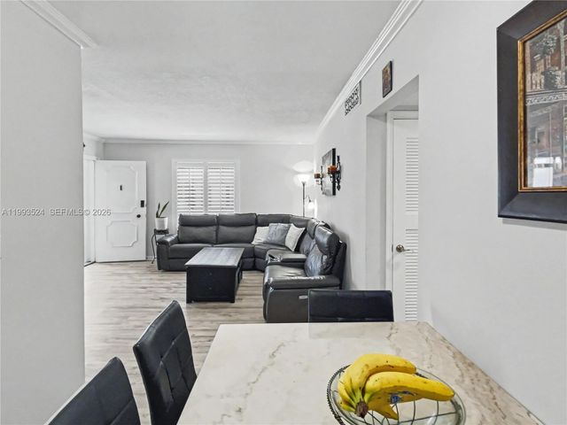 2270 NE 68th St 1901, Fort Lauderdale, FL 33308