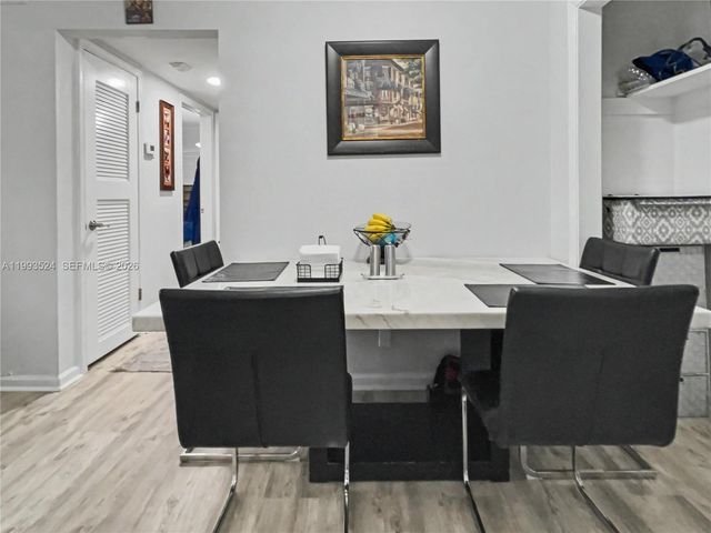 2270 NE 68th St 1901, Fort Lauderdale, FL 33308