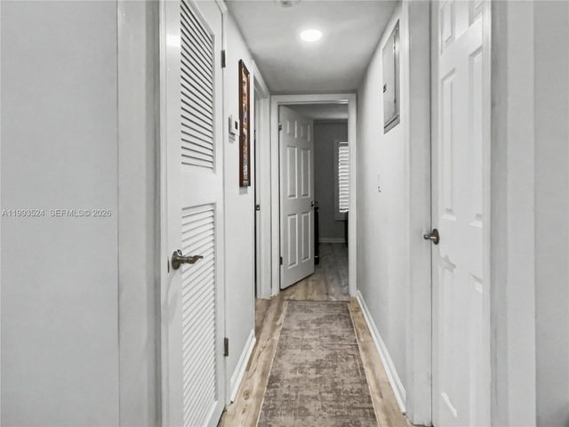 2270 NE 68th St 1901, Fort Lauderdale, FL 33308