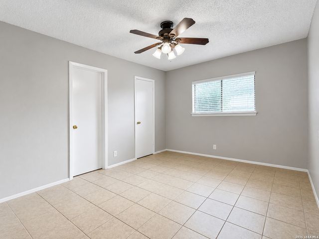 4948 CHAMPLAIN, San Antonio, TX 78217
