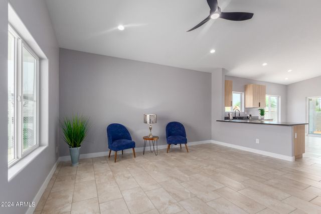 31824 N POPLAR Street, Wittmann, AZ 85361