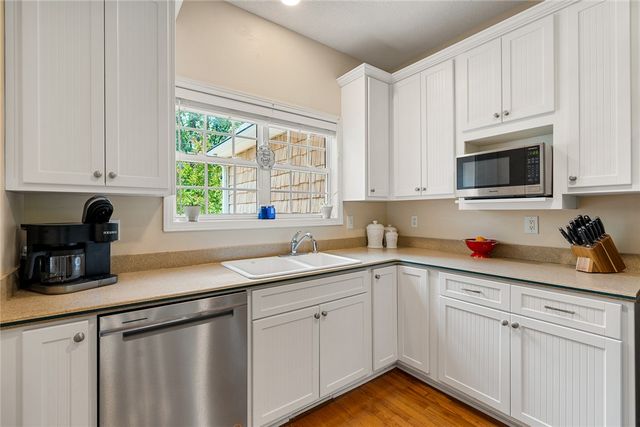 621 Chickasaw Drive, Westminster, SC 29693