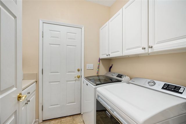 621 Chickasaw Drive, Westminster, SC 29693