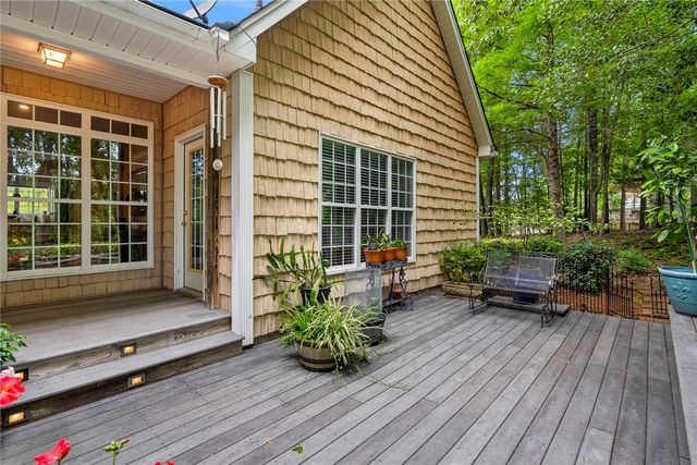 621 Chickasaw Drive, Westminster, SC 29693