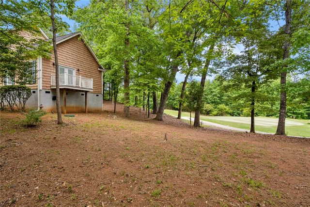 621 Chickasaw Drive, Westminster, SC 29693