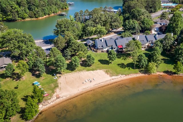 621 Chickasaw Drive, Westminster, SC 29693