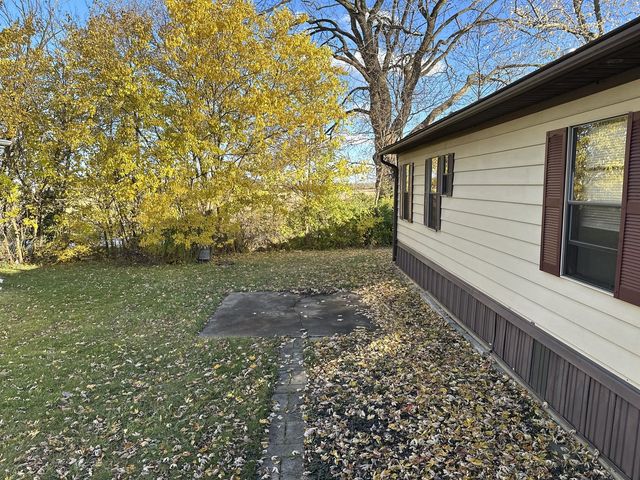 31 Meadowlark Lane, Beecher, IL 60401