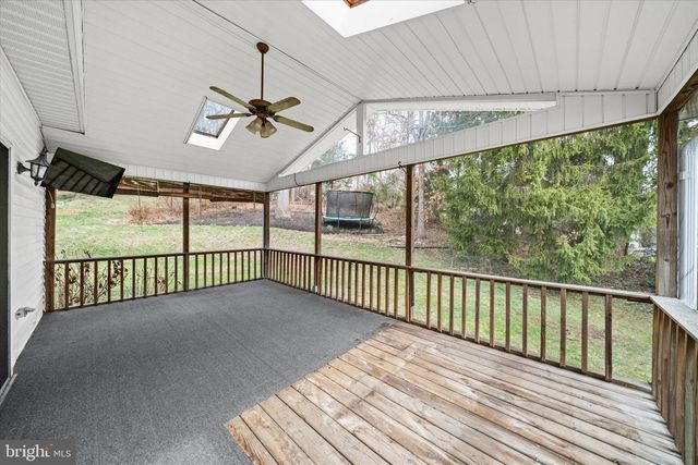 26 OLD STABLE LN, Newark, DE 19711