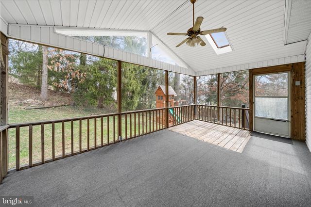 26 OLD STABLE LN, Newark, DE 19711