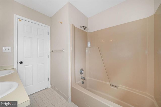 26 OLD STABLE LN, Newark, DE 19711