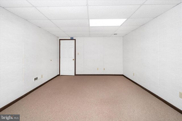 26 OLD STABLE LN, Newark, DE 19711