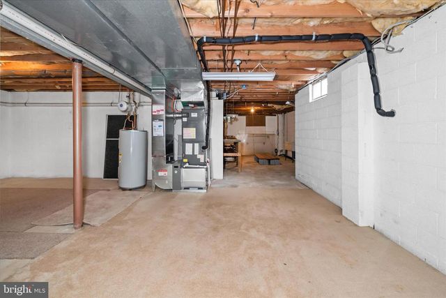 26 OLD STABLE LN, Newark, DE 19711