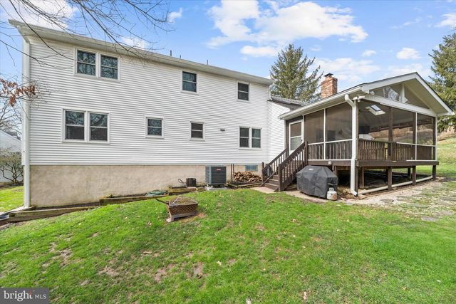 26 OLD STABLE LN, Newark, DE 19711