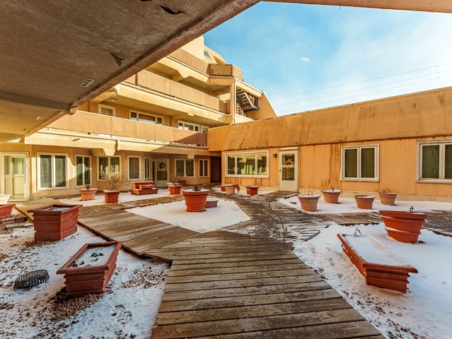 6337 Roosevelt Road 309, Berwyn, IL 60402