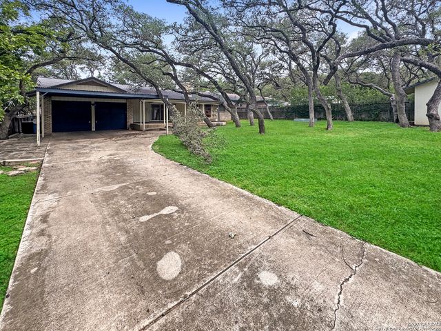10502 BURR OAK DR, San Antonio, TX 78230