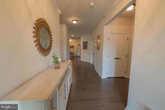 4085 EVENINGSTAR RD, Emmaus, PA 18049