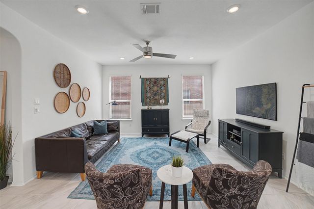 3900 Tufino LN, Round Rock, TX 78665