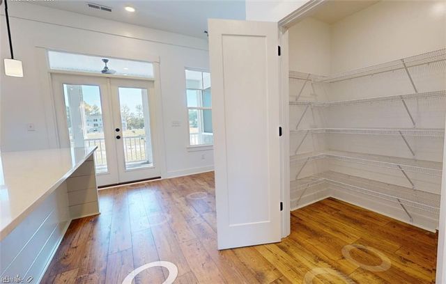 908 Jennings Ln, Chesapeake, VA 23322