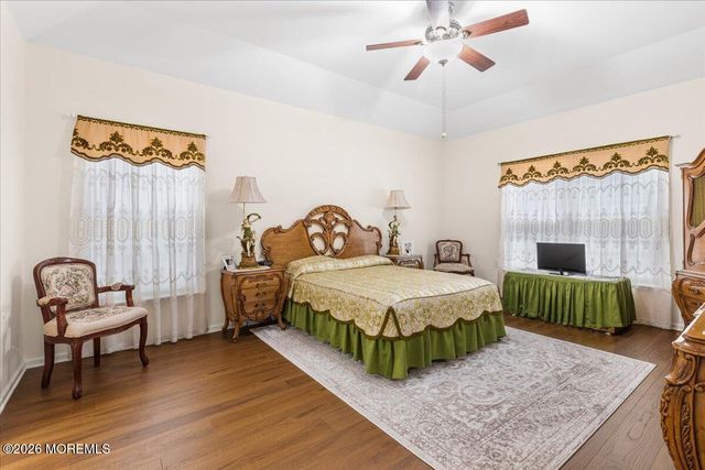 53 Yates Road, Manalapan, NJ 07726