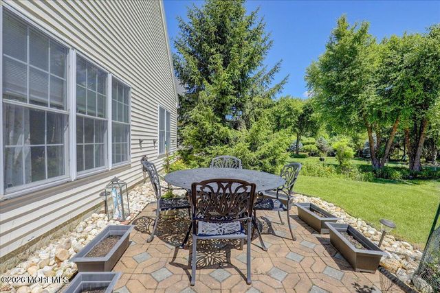 53 Yates Road, Manalapan, NJ 07726