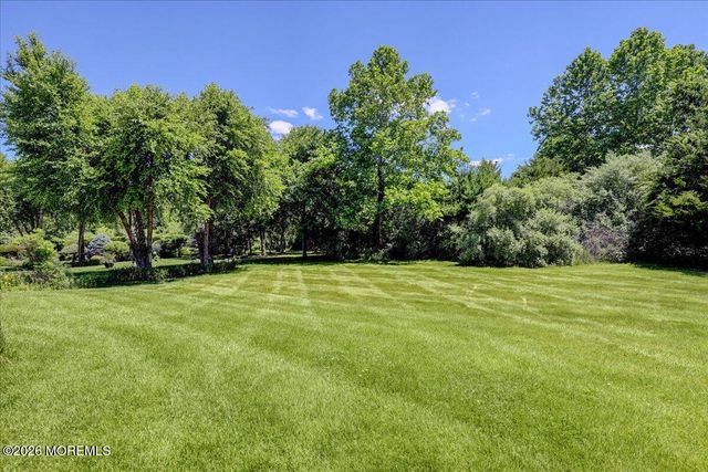 53 Yates Road, Manalapan, NJ 07726