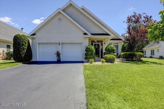 53 Yates Road, Manalapan, NJ 07726