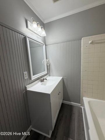 2010 Westwood Drive, Kinston, NC 28504