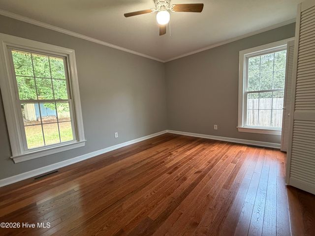 2010 Westwood Drive, Kinston, NC 28504
