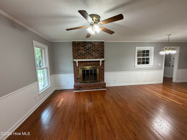 2010 Westwood Drive, Kinston, NC 28504