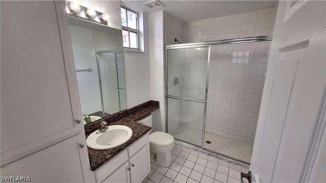 4690 Saint Croix LN 411, Naples, FL 34109