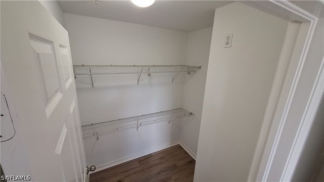 4690 Saint Croix LN 411, Naples, FL 34109