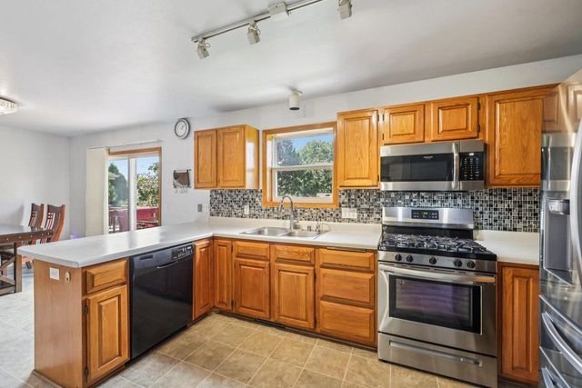 1218 Jasmine Drive, Madison, WI 53719