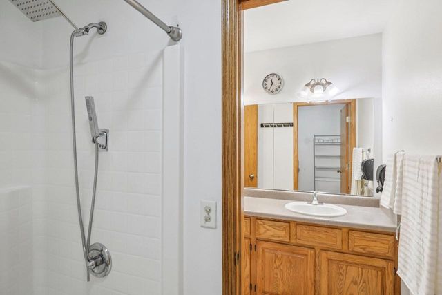 1218 Jasmine Drive, Madison, WI 53719