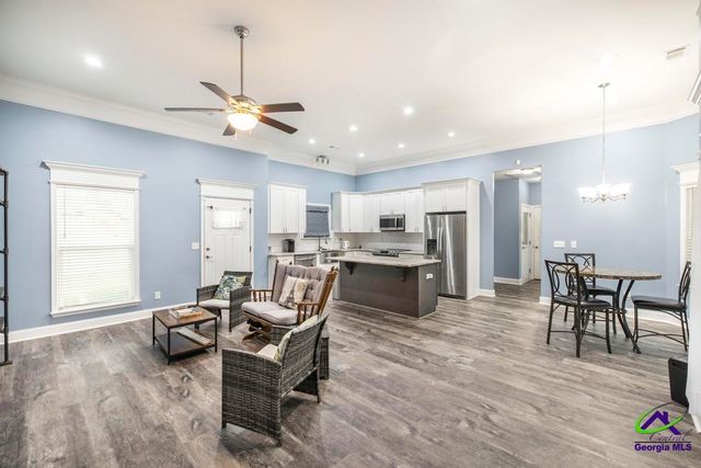 307 Ledford Way, Bonaire, GA 31005