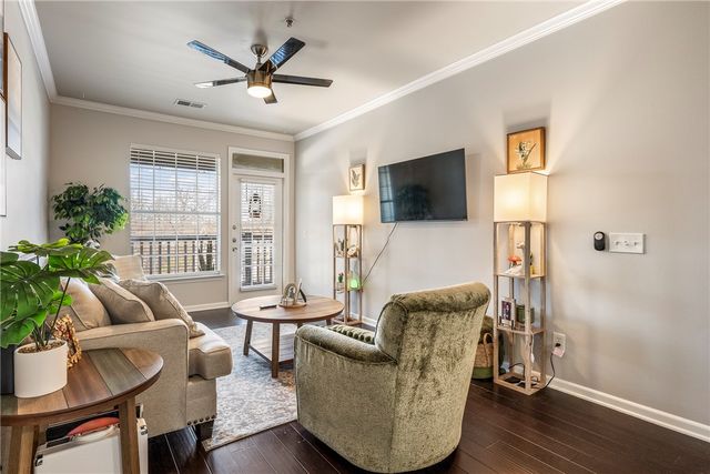 4261 Meadow Creek Circle, Fayetteville, AR 72703