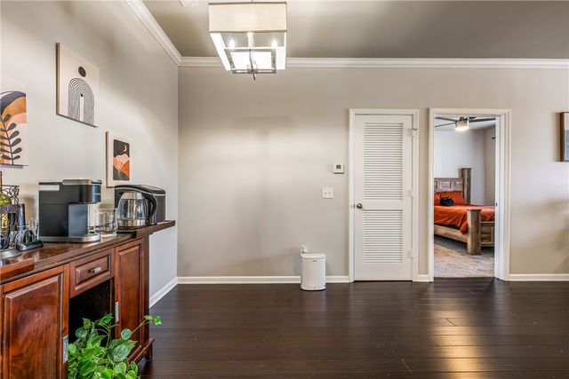 4261 Meadow Creek Circle, Fayetteville, AR 72703