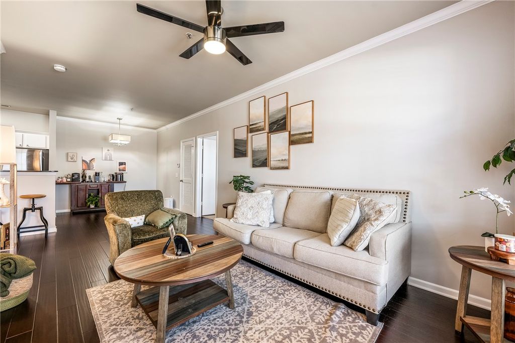 4261 Meadow Creek Circle, Fayetteville, AR 72703