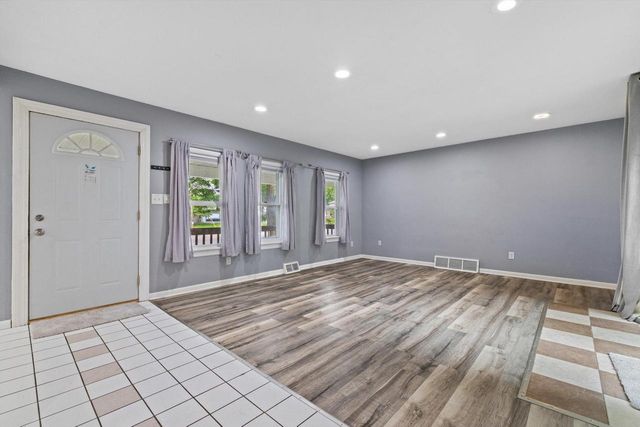 6411 Sheridan ROAD, Kenosha, WI 53143