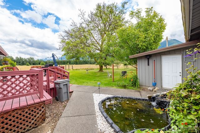 38848 State Route 20, Concrete, WA 98237