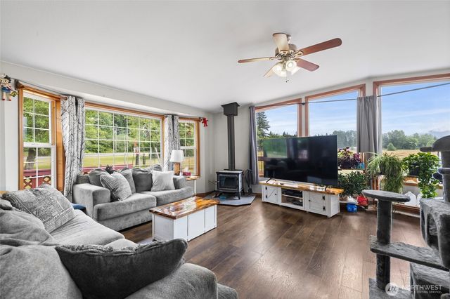 38848 State Route 20, Concrete, WA 98237