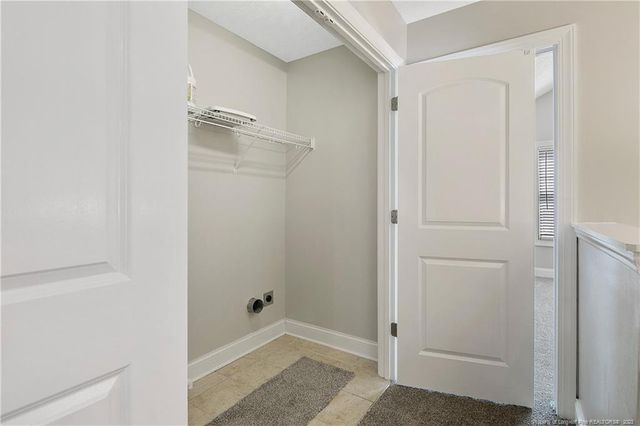 708 Maple Grove Court, Hope Mills, NC 28348