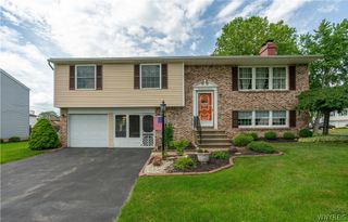 116 Roycroft Drive, West Seneca, NY 14224